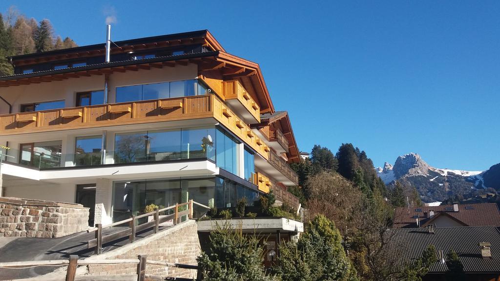 Hotel Garni Gardena - Appartments Santa Cristina Val Gardena Bagian luar foto